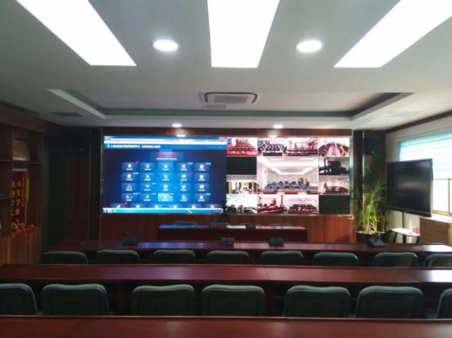 彩易達(dá)室內(nèi)高清高亮LED顯示屏，德國某法庭項(xiàng)目相繼投入使用