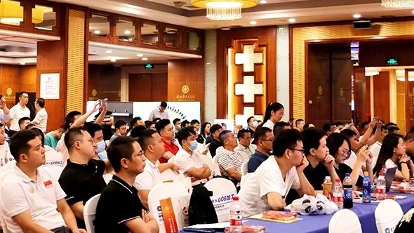 亮相長沙 | 聯建光電解讀裸眼3D顯示技術，賦能產業發展