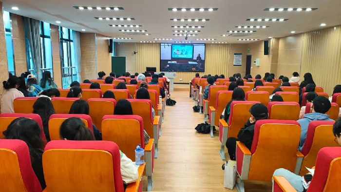 重慶人文科技學院：善用數字化，賦能教育教學轉型升級