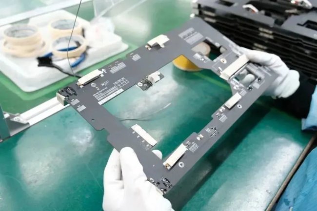 南方電訊簽約創顯光電全國總代理，揭秘全球超低功耗LED顯示屏生產基地