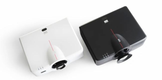 巴可史上最小激光投影機新品上市｜誰說小機器不能有大動作？