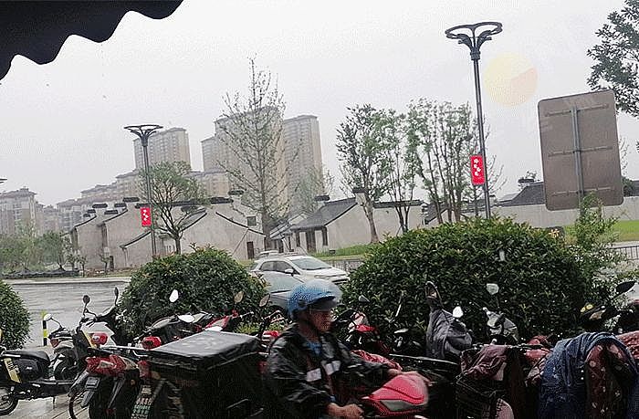 LED燈桿屏,燈桿屏