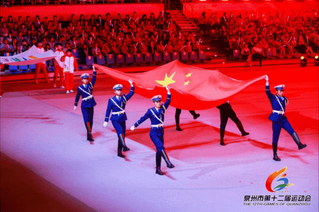 方圖集團 | 不負眾望，FionTu方圖主席演講話筒再次成為矚目焦點！