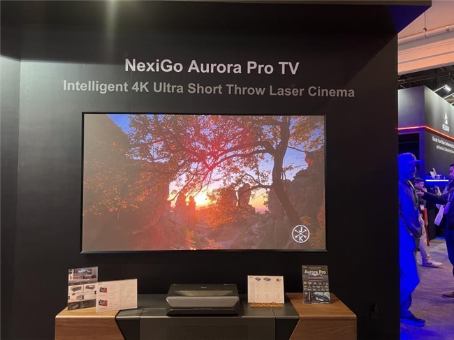 激光顯示靠“變形”突破，CES2024展現(xiàn)新活力