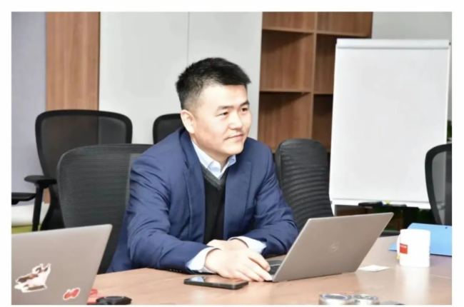 巴可與融影簽約，深化合作Residential業務