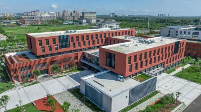 淳中Tricolor賦能高校建設智能會議場景