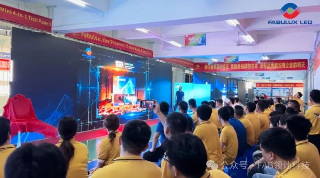 領燦科技高端租賃解決方案的Mini系列產品，第十萬臺Mini交付