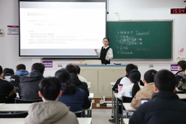 深圳銳取 | 教室與云端相連！南京理工大學(xué)加快優(yōu)質(zhì)教育資源共建共享！