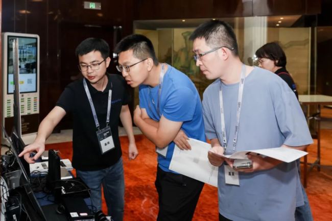 s@AMD Core Partnership Award ĺ骄(jing)
