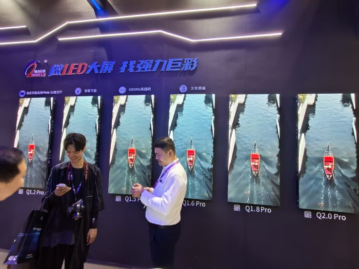 小間距LED：價格下降促進消費結構改善