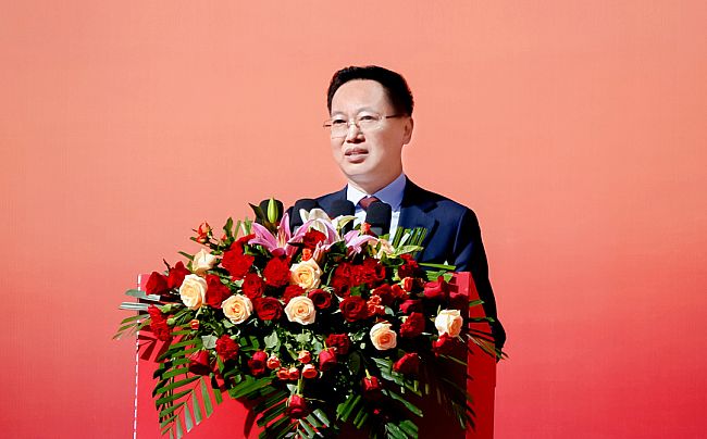 海信集團董事長賈少謙：今天，海信立下“建設世界一流企業(yè)”新目標！