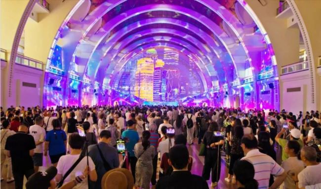 2024首屆上海國際光影節 雷曼康碩展榮獲技術先鋒獎