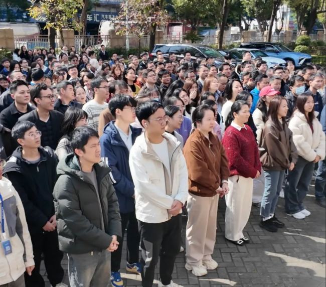 洲明集團(tuán)2025開工大吉 三大園區(qū)共啟新程！
